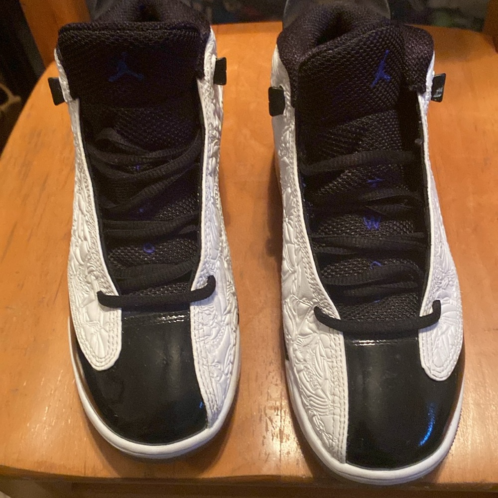 Jordan DubZero White/Concord Big Kids Sz 4.5 Great Condition - Picture 2 of 7